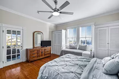 2207 Bernardo De Galvez, Galveston, TX 77550 - Photo 38