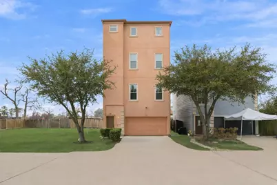 408 Eichwurzel Lane #D, Houston, TX 77009 - Photo 2