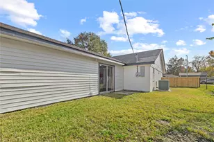 10027 Valley Sun Dr, Houston, TX 77078 - Photo 28