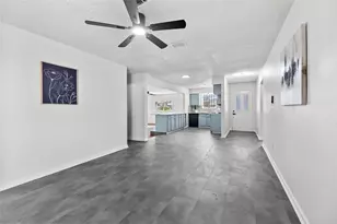 10027 Valley Sun Dr, Houston, TX 77078 - Photo 10