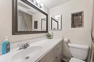 2822 Briarhurst Dr, Houston, TX 77057 - Photo 14