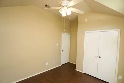 2710 Sockeye Drive, Houston, TX 77045 - Photo 14