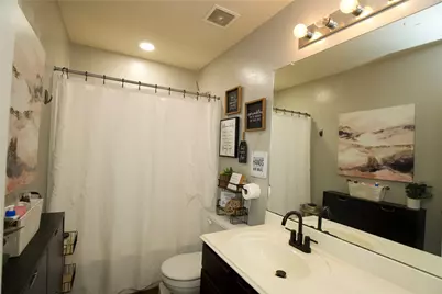 2710 Sockeye Drive, Houston, TX 77045 - Photo 8