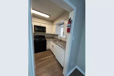9255 W Sam Houston Pkwy S Parkway #502, Houston, TX 77099 - Photo 6