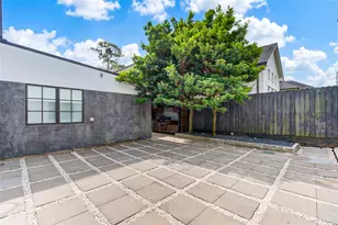 331 Gershwin Dr, Houston, TX 77079 - Photo 20
