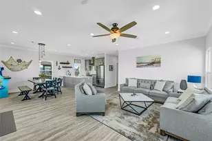 865 Kahla Dr, Crystal Beach, TX 77650 - Photo 8