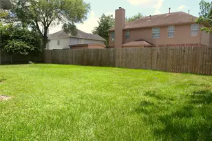 1235 Deer Ridge Dr, League City, TX 77573 - Photo 24