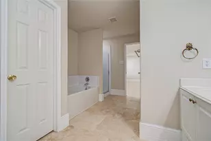 11719 Cabot Hill St, Houston, TX 77044 - Photo 16