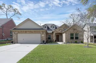 398 Rolling Hills Dr, Conroe, TX 77304 - Photo 1