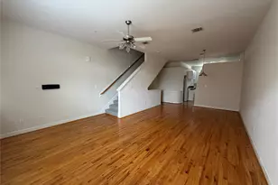 8715 Meadowcroft Dr, Houston, TX 77063 - Photo 6