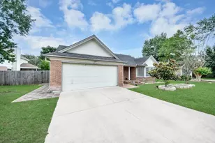 4922 E Laureldale Dr, Houston, TX 77041 - Photo 2