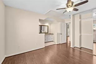 9621 Longmont Dr, Houston, TX 77063 - Photo 18
