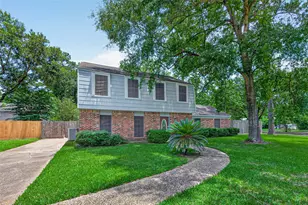 2239 Parkdale Dr, Houston, TX 77339 - Photo 1