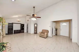 11610 Bowhead Dr, Houston, TX 77013 - Photo 6