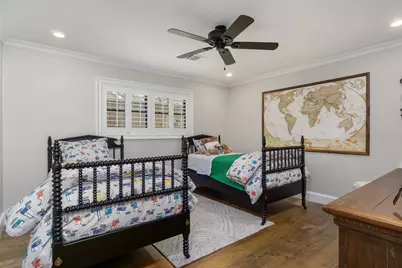 815 Thornvine Lane, Houston, TX 77079 - Photo 20