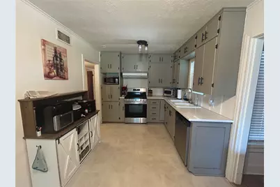 317 Harbert Street, Columbus, TX 78934 - Photo 8