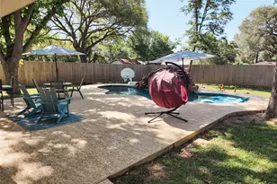 317 Harbert St, Columbus, TX 78934 - Photo 1