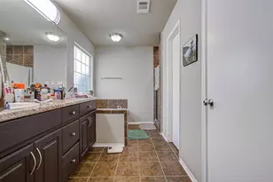 957 Oak Terrace Dr, Willis, TX 77378 - Photo 32