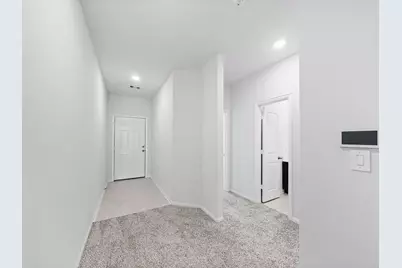 15102 Wiltshire Castle Ln, Houston, TX 77044 - Photo 2