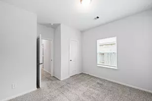 15102 Wiltshire Castle Ln, Houston, TX 77044 - Photo 10