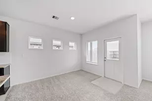 15102 Wiltshire Castle Ln, Houston, TX 77044 - Photo 6