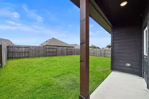 15102 Wiltshire Castle Ln, Houston, TX 77044 - Photo 14
