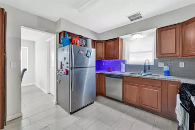 5343 Royal Parkway, Friendswood, TX 77546 - Photo 6