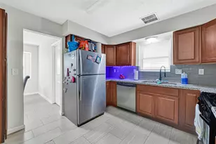 5343 Royal Pkwy, Friendswood, TX 77546 - Photo 6