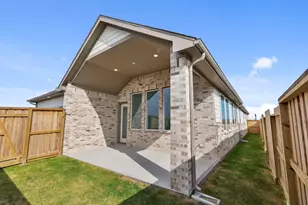 11919 Canal View Blvd, Mont Belvieu, TX 77523 - Photo 30