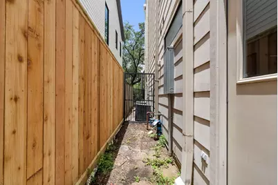 2105 Woodhead Street, Houston, TX 77019 - Photo 38