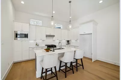 1405 W 21st St #B, Houston, TX 77008 - Photo 10