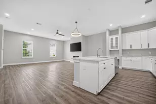 7814 De Priest St, Houston, TX 77088 - Photo 4