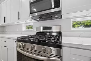 7814 De Priest St, Houston, TX 77088 - Photo 8