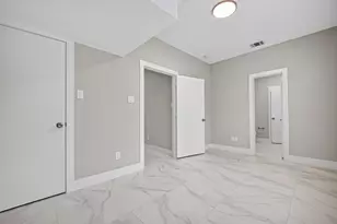 7814 De Priest St, Houston, TX 77088 - Photo 16