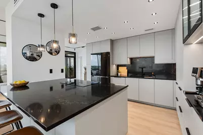 14 Greenway Plaza #9R, Houston, TX 77046 - Photo 4