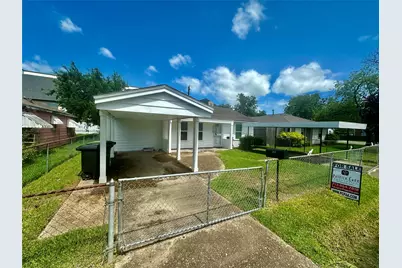 1606 Walton Street, Houston, TX 77009 - Photo 1