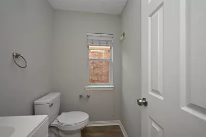 1502 Beaconshire Road, Houston, TX 77077 - Photo 8