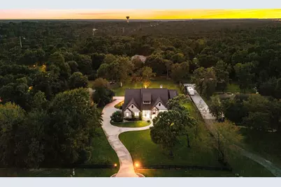 8989 Stone Oak Drive, Montgomery, TX 77316 - Photo 2