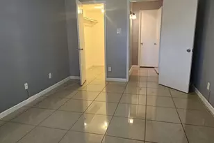 9700 Leawood Blvd, Houston, TX 77099 - Photo 12