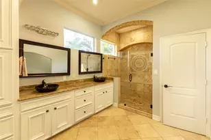 810 Ivy Wall Dr, Houston, TX 77079 - Photo 10