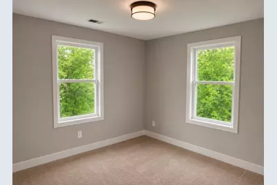 4808 Lingonberry Street, Houston, TX 77033 - Photo 6
