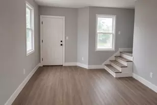 4808 Lingonberry St, Houston, TX 77033 - Photo 4