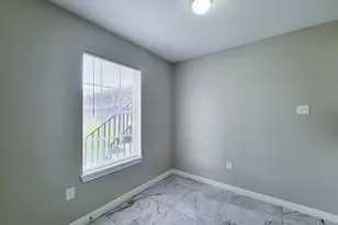 3206 Lobit Dr, Dickinson, TX 77539 - Photo 6