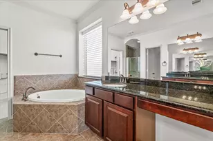 7 Canyon Wren Dr, Spring, TX 77389 - Photo 20