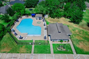 319 Leisure Ln, Montgomery, TX 77356 - Photo 16