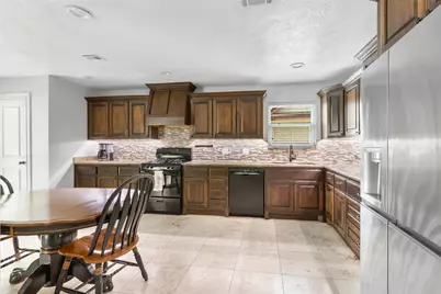 2543 Fountain View Street, New Caney, TX 77357 - Photo 6