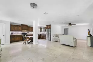 2543 Fountain View St, New Caney, TX 77357 - Photo 4