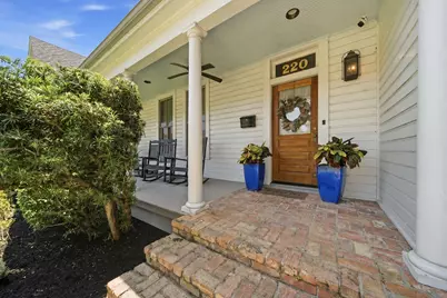 220 W 10th Street, Houston, TX 77008 - Photo 2