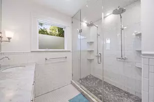 220 W 10th St, Houston, TX 77008 - Photo 14
