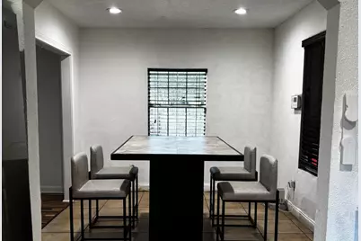 402 W James Avenue, Baytown, TX 77520 - Photo 8